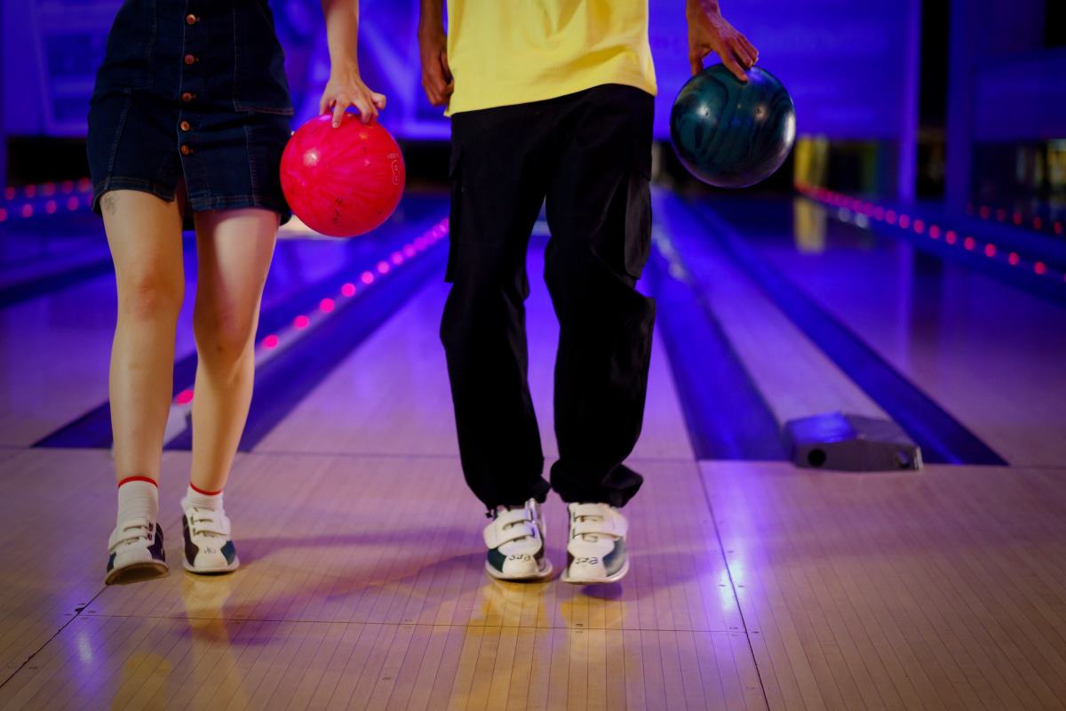 Devriez-vous aller au bowling pour un premier rendez-vous